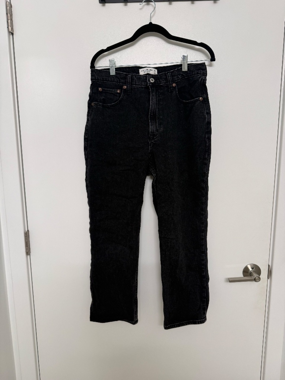 Curve Love Ultra High Rise Ankle Straight Jean - Picture 2 of 3
